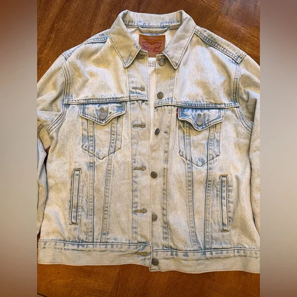Vintage LEVI’S bleach color denim jacket Vintage 80s USA Made Levis Bleached Acid Wash Denim Jacket